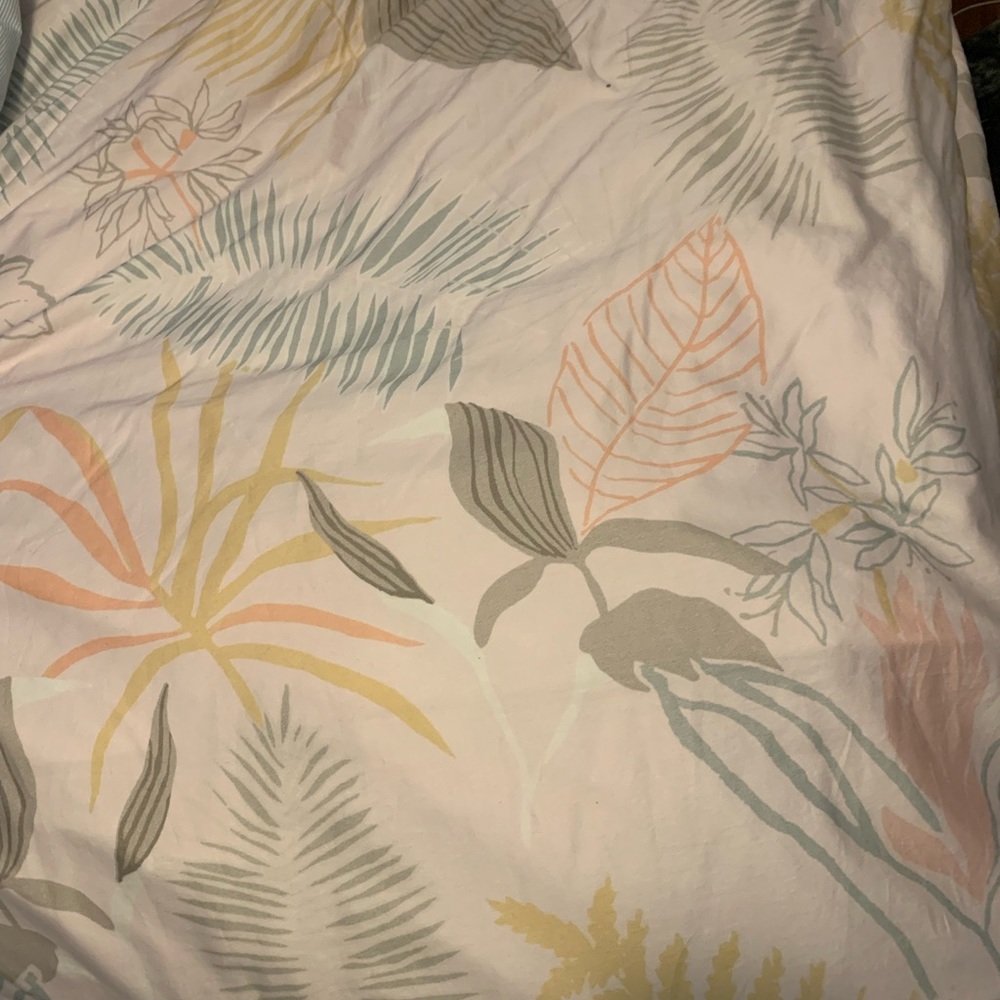 Pink background palm design duvet cover
